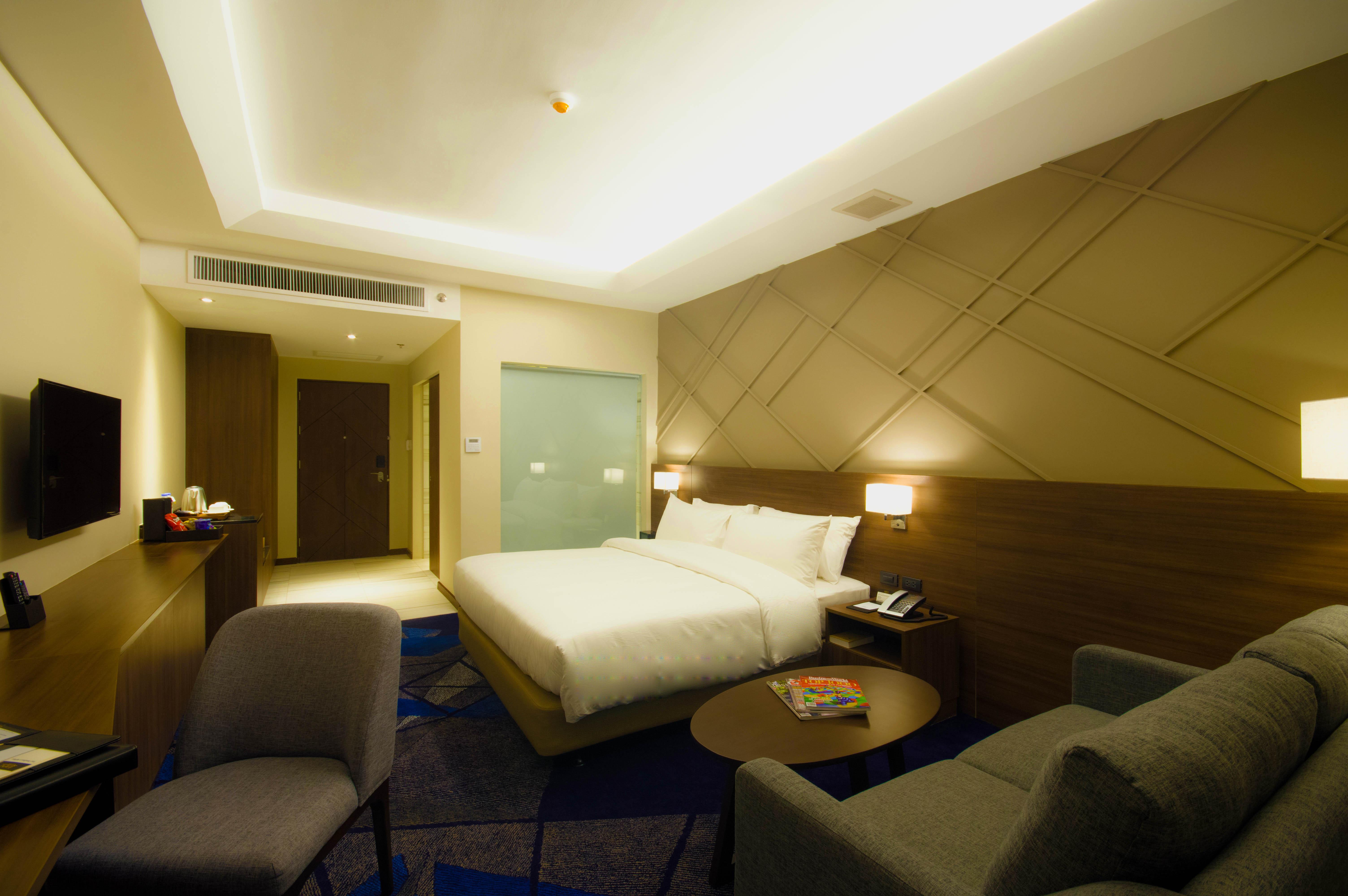 Luxent Hotel Quezon City Bagian luar foto
