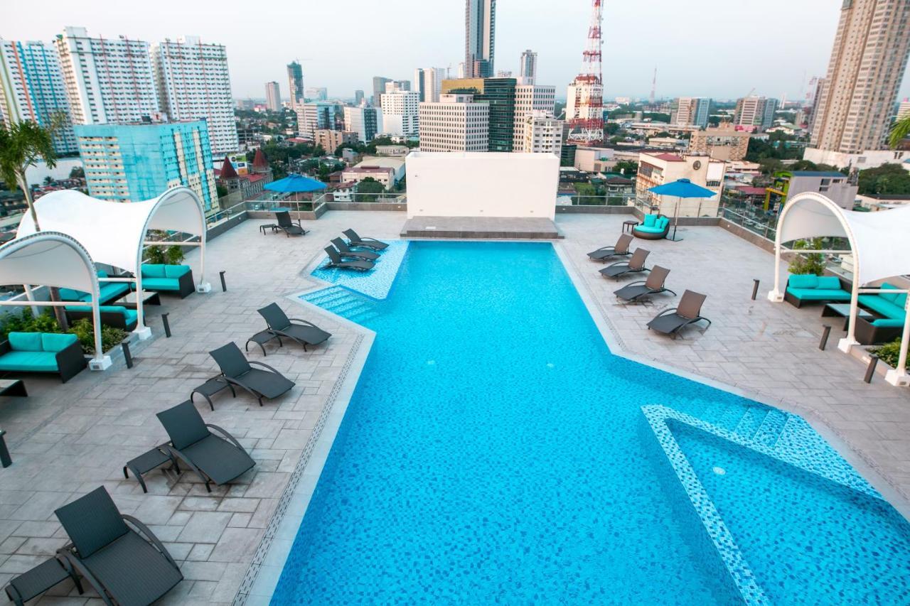 Luxent Hotel Quezon City Bagian luar foto